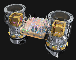 Lisa Pathfinder est un démonstrateur technologique. Dans le satellite, deux cubes d'or et de platine, des masses tests, flottent librement dans l'espace, en orbite solaire. Un faisceau laser mesure continûment leur distance respective. Ces tests sont destinés à valider les technologies choisies pour la future mission Elisa. Illustration ESA.